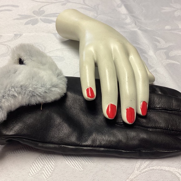 WOMENS gloves apartment 9 NEW must see lined leather - Picture 2 of 6